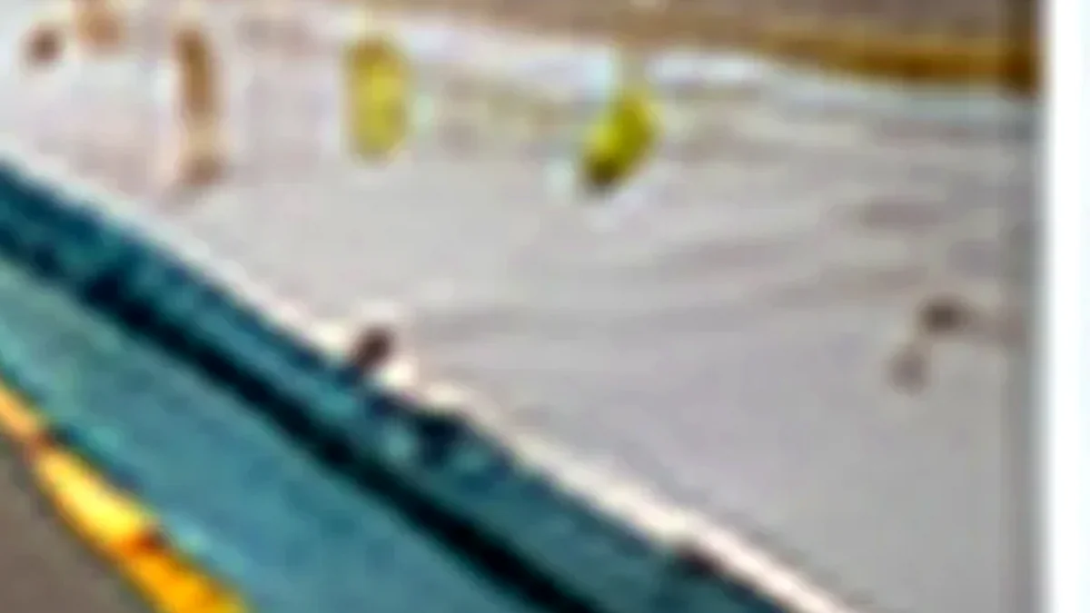Epoxy Anti-Slip: Cara Menentukan Tekstur untuk Ramp, Area Basah, dan Safety Floor